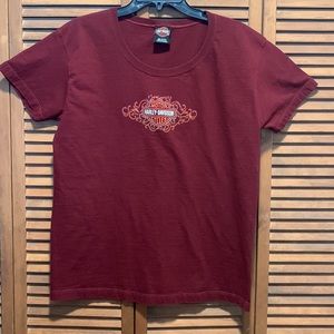 Gently used Maroon Large Harley Davidson Short Sleeve T-Shirt